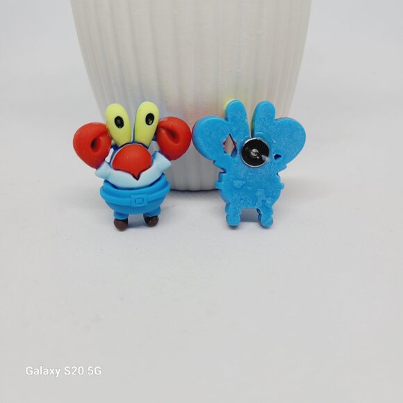 Handcrafted Crab Character Keychain, Stud Earrings and Hair Clips Ladies/Girls - Picture 8 of 8